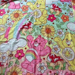 Colorful Cartoon Character Plush Blanket 50x60 NWOT